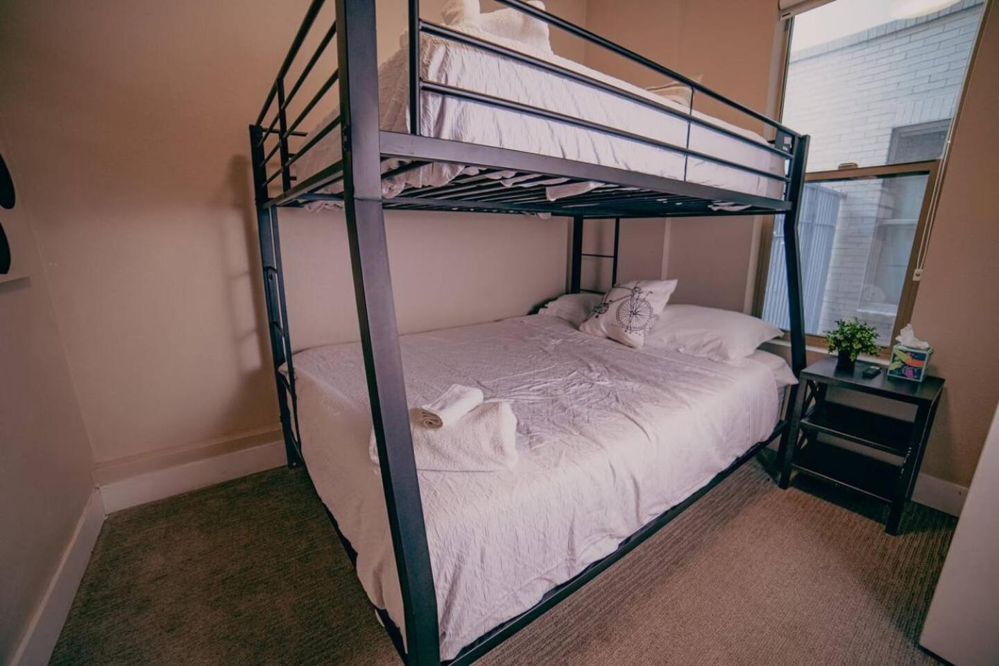 Golden Triangle Townhome At Downtown Denver